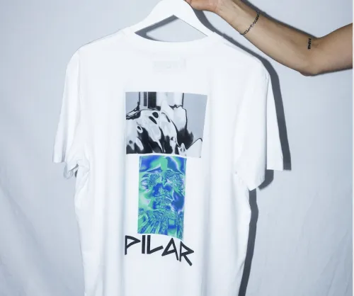 Koop ons venue -T-shirt en steun LIVE2020